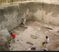 考古学家在墨西2号站注册哥南部郊区发现阿兹特克时期壁画碎片